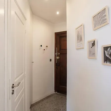 L23 Staywizus - 1 Bdr Shakespeare 2 Balconies - Clim & Wifi * Niza